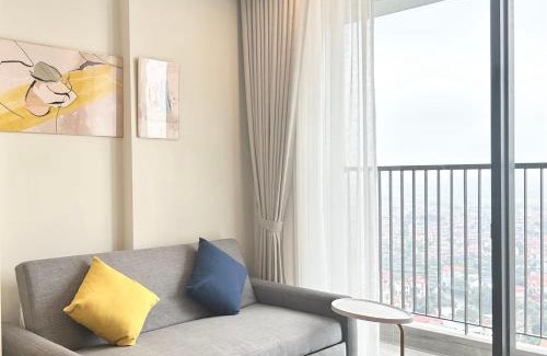 Van Giang Apartment | Modern 2 bedrooms R3 Swanlake Ecopark