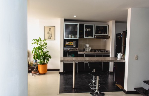 Usaquen Apartment | Modern 2-story apt in residential neighborhood