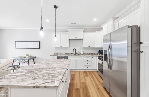Drayton House | Modern 2024 Townhouse Near Downtown Spartanburg
