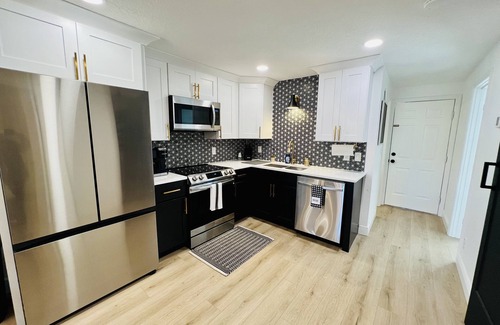 Clermont Villa | Modern 2B/2B Villa by Disney