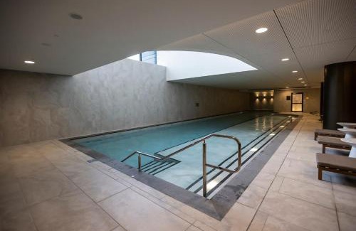 Glen Waverley Apartment | Modern 2BR Abode with Balcony View Gym Access