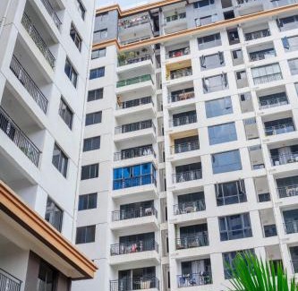 Nairobi Apartment | Modern 2BR Apartment Pool & Balcony