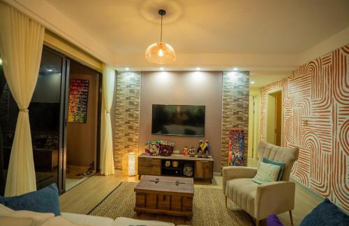 Nairobi Apartment | Modern 2BR Apartment Pool & Balcony