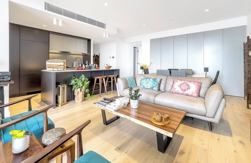 Bondi Junction Apartment | Modern 2BR in the heart of Bondi Junction