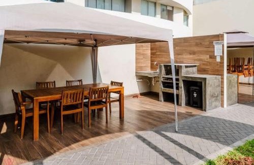 San Eugenio Apartment | Modern 2BR with Terrace Games and View in Lince