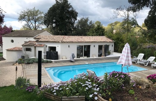 Roquefort-les-Pins Villa | Modern 3 bedroom villa just renovated , air-conditioning, pool, garden