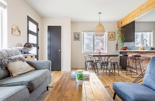 Northeast Park Hill House | Modern 3 bed/2 bath in Park Hill