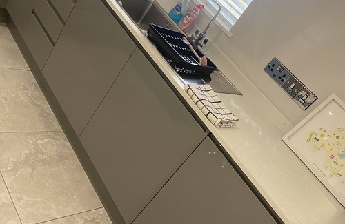 Bellaghy Apartment | Modern 3-Bed Apartment in Magherafelt Sleeps 8
