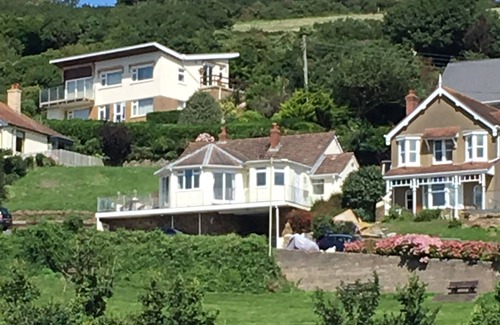 Combe Martin House | Modern 3 Bedroom Bungalow with Fantastic Views Over the Bay of Combe Martin