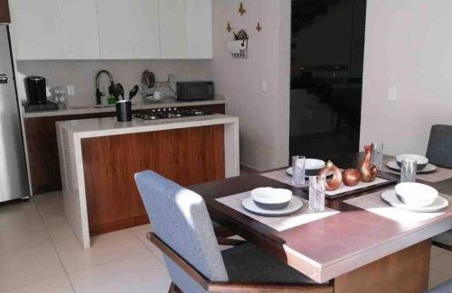Zapotlanejo House | Modern 3 bedroom Private home with Aircondition