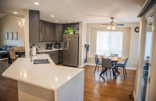 Commerce City House | Modern 3 BR Family Retreat;10 min DIA; Pool