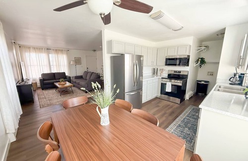 Sheridan House | Modern 3BR Near Littleton