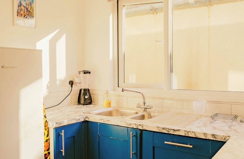 Adamsdown Apartment | Modern 4 Bed Apartment w/Parking, Near City