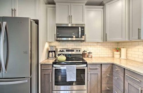Freeland House | Modern, 4 bedroom/3.5 bathroom, spacious, kid-friendly, water views