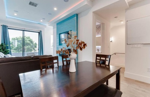 Mid City Villa | Modern 4 Bedroom Charmer w/Rooftop Deck #2