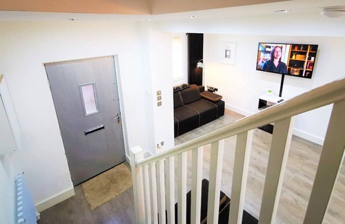 Manchester House | Modern 4bedroom Large Townhouse Near City Centre!!