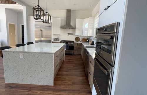 Mauston House | Modern 5 bedroom house is a perfect vacation rental for those looking to escape
