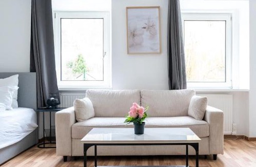 Kaltenleutgeben Apartment | Modern 55m2 Apartment Near Vienna - Ideal for Work, Leisure and Relaxation in Nature