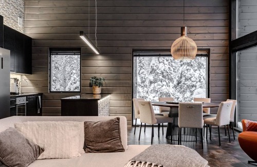 Rukatunturi Villa | Modern 5BR Villa with Sauna, Jacuzzi & Scenic Views in Rukatunturi