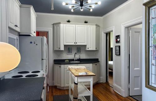 South End Apartment | Modern Amenities Historic Charm 4-Bdrm Retreat #1 at the Inglis Heritage