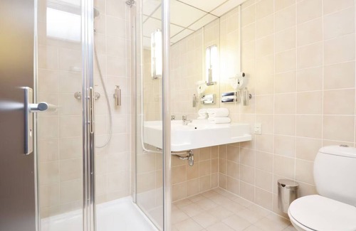 Municipality of 's-Hertogenbosch Hotel | Modern Amenities with Easy Access to Cultural Attractions! Onsite Dining