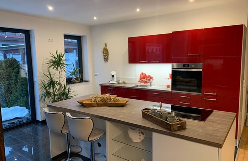 Lauscha Apartment | Modern and barrier-free holiday apartment boho style, bookable massages possible