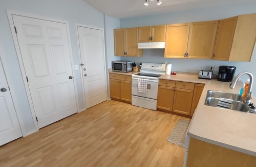 Grande Prairie House | Modern and Bright 2 Bedroom Suite