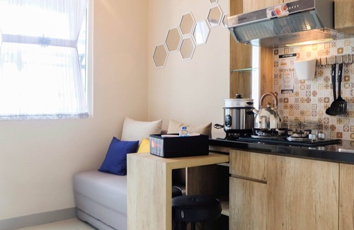Rawasari Apartment | Modern and Bright 2BR Green Pramuka Apartment