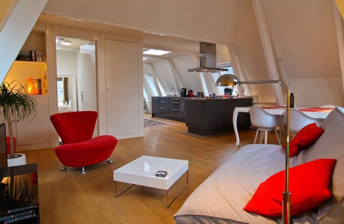 Binnenstad-Zuid Apartment | Modern and bright Loft