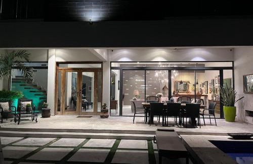 Navojoa House | Modern and elegant house