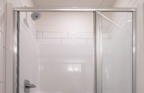 Calgary House | Modern and Luxurious Entire 3 Bedroom + 2 Bath