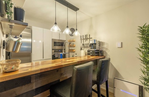 Crested Butte Condo | Modern and new renovation, close to everything in the base area, hot tub