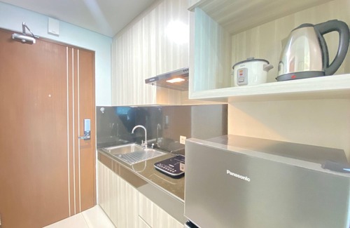 Malabar Apartment | Modern and Spacious Studio Room at Green Kosambi Apartment