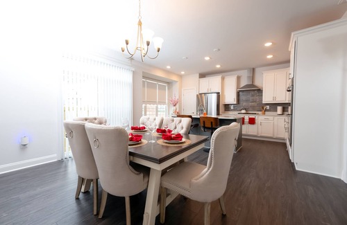 Dale City House | Modern and Spacious Home