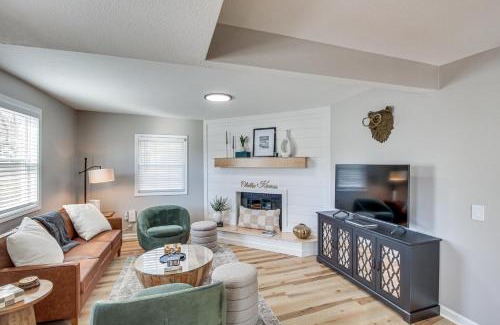Olathe House | Modern and Stylish Olathe Home in Prime Location