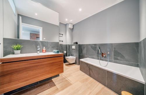 Echternacherbruck Apartment | Modern Apartm. Wanderlust with Home Cinema