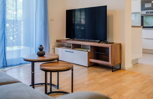 Krapinske Toplice Apartment | Modern Apartment With Balcony And Garage