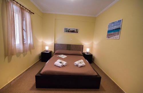 Sfakiotes Apartment | Modern Apartment 15 mins from the town of Lefkas