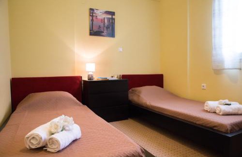 Sfakiotes Apartment | Modern Apartment 15 mins from the town of Lefkas