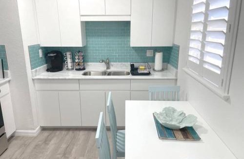 Solana Apartment | Modern Apartment - 4 of 4