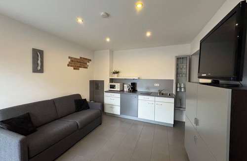 Sinzing Apartment | Modern apartment at the Minoritenhof