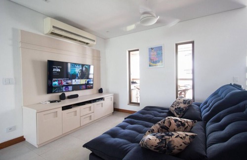 Jardim Belmar Apartment | Modern apartment 2 blocks from the beach