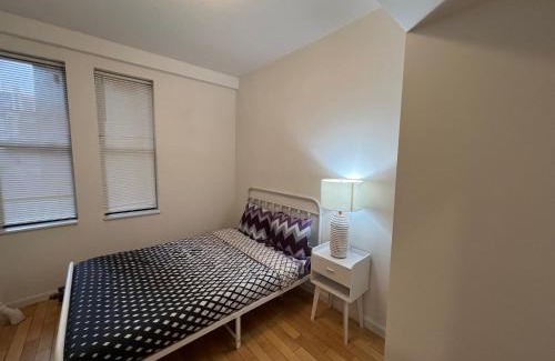 Central Park North Apartment | Modern Apartment By Central Park - 3 BR