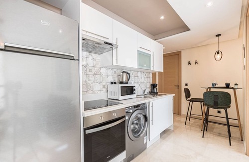 SOUR JDID Apartment | Modern Apartment close to the sea #13n