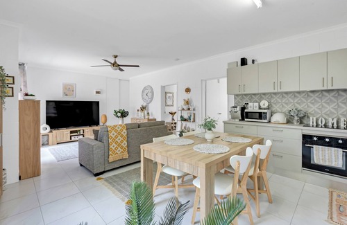 Westcourt Apartment | Modern Apartment complete, Close to Amenities Free Wifi