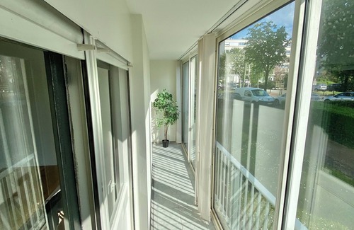 Bellevue Apartment | Modern apartment with 4 bedrooms 2 bathrooms