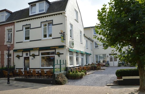 Strucht Apartment | Modern Apartment in Schin op Geul near Valkenburg