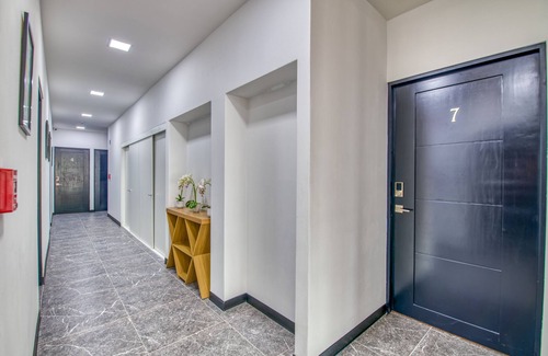 Dolorosa Apartment | Modern apartment in the Heart of San Jose!