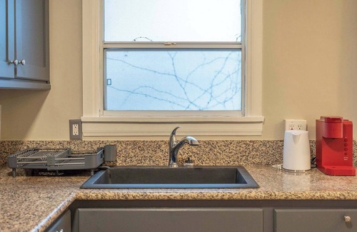 Koreatown Apartment | Modern Apartment in Korea Town