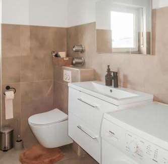 Oberwollstadt Apartment | Modern apartment near Bad Nauheim & close to Friedberg